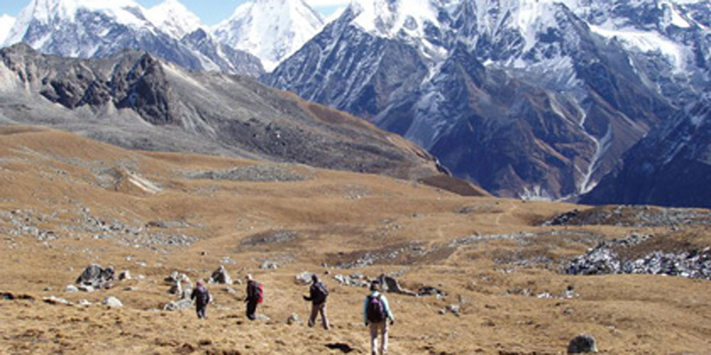 Lang Tang Helumbu Trek